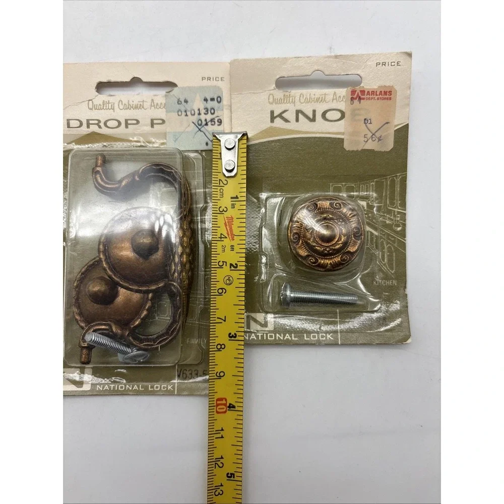 National Lock Drop Pulls Handles and knobs. NOS 4 Total. Made In USA, Vintage.